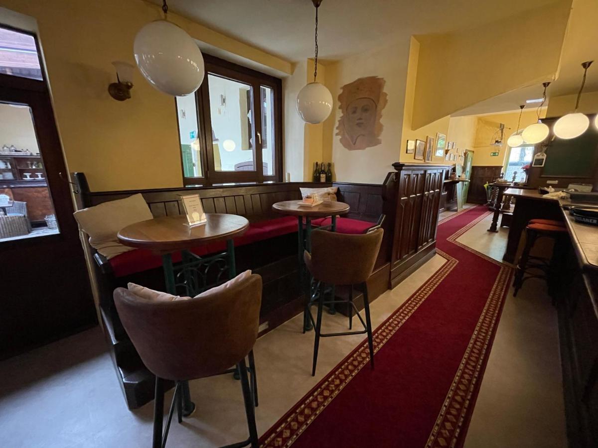 Pension Alt Naumburg Наумбург Екстер'єр фото